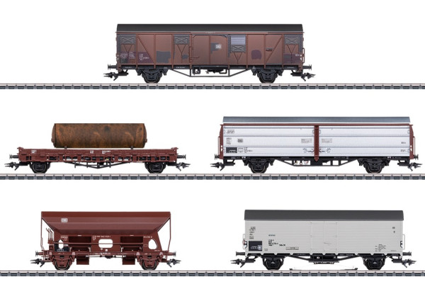 047371