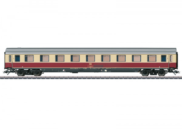 043862