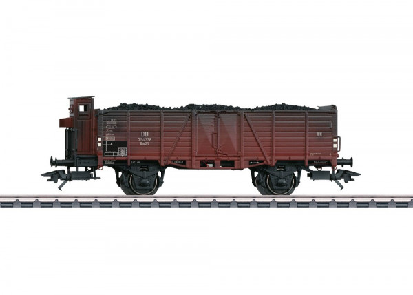 046027