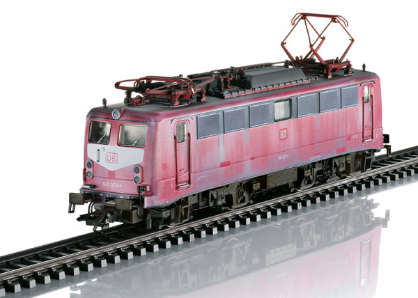 T22400